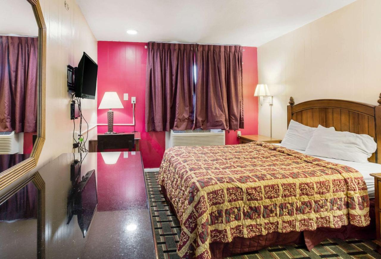 Rodeway Inn & Suites Raton Exteriér fotografie